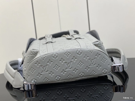 LOUIS VUITTON CHRISTOPHER PM 0715